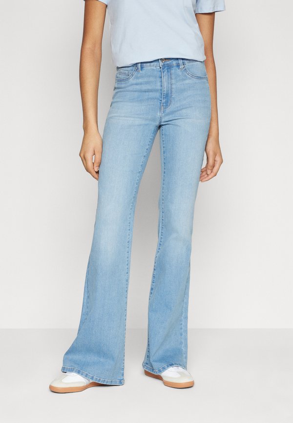 ONLY ONLROSE RETRO FLARED  - Bootcut jeans - light blue denim