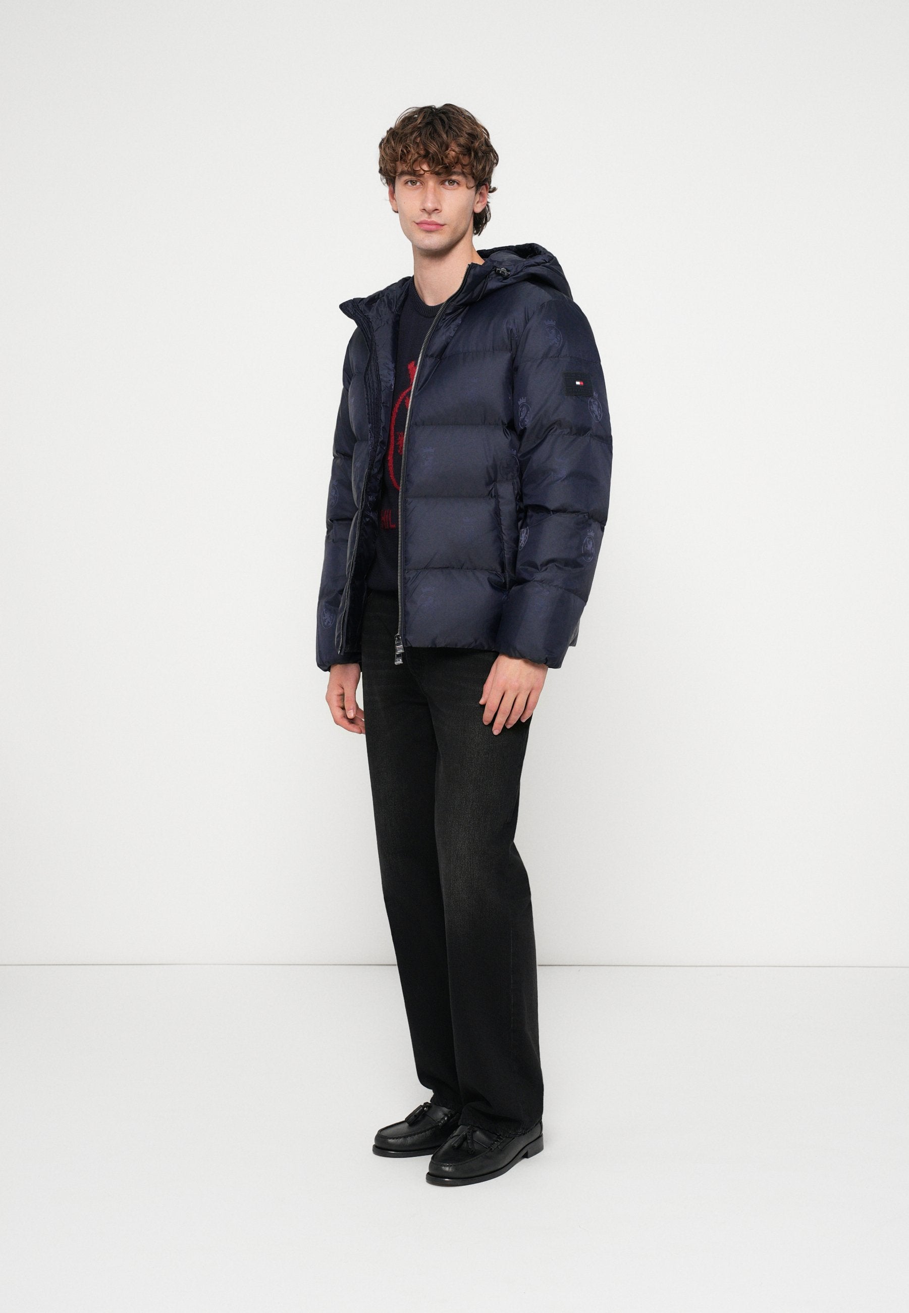 TH CREST PRINT DOWN PUFFER JACKET Media 2