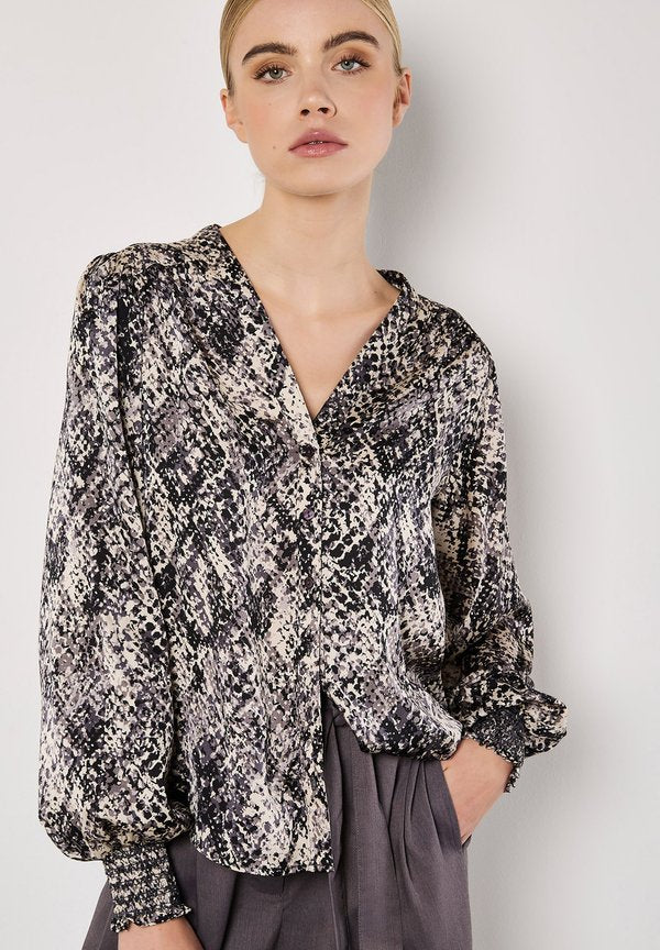 Apricot SNAKESKIN HAMMERED
