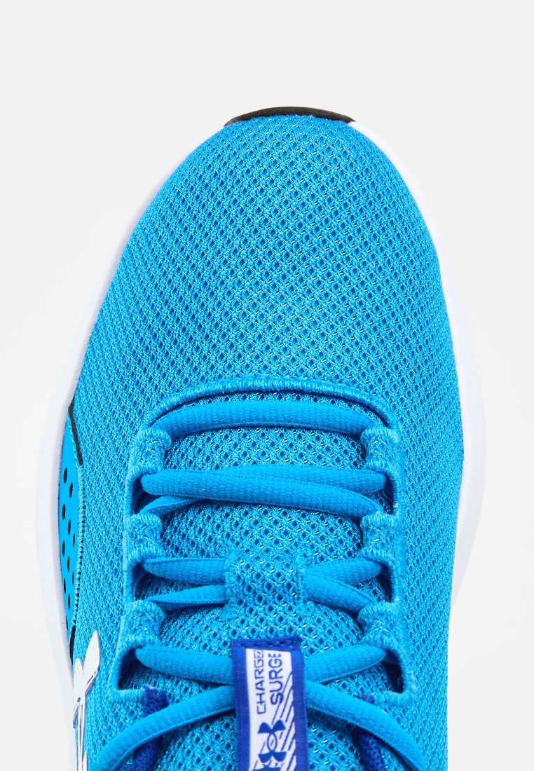 Under Armour CHARGED SURGE 4