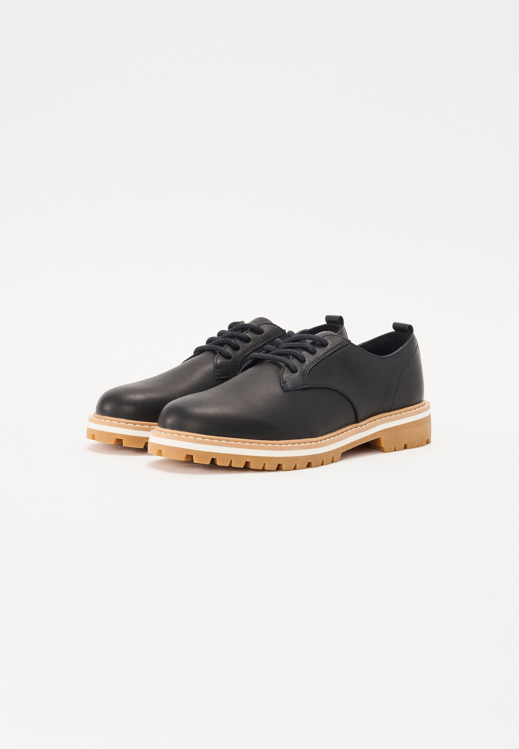 Clae LOGAN UNISEX