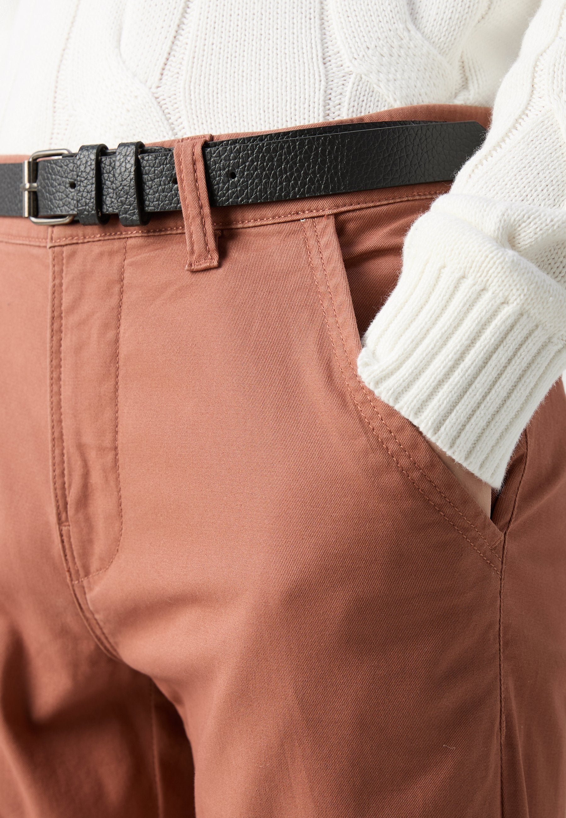 CLASSIC BELT Media 7
