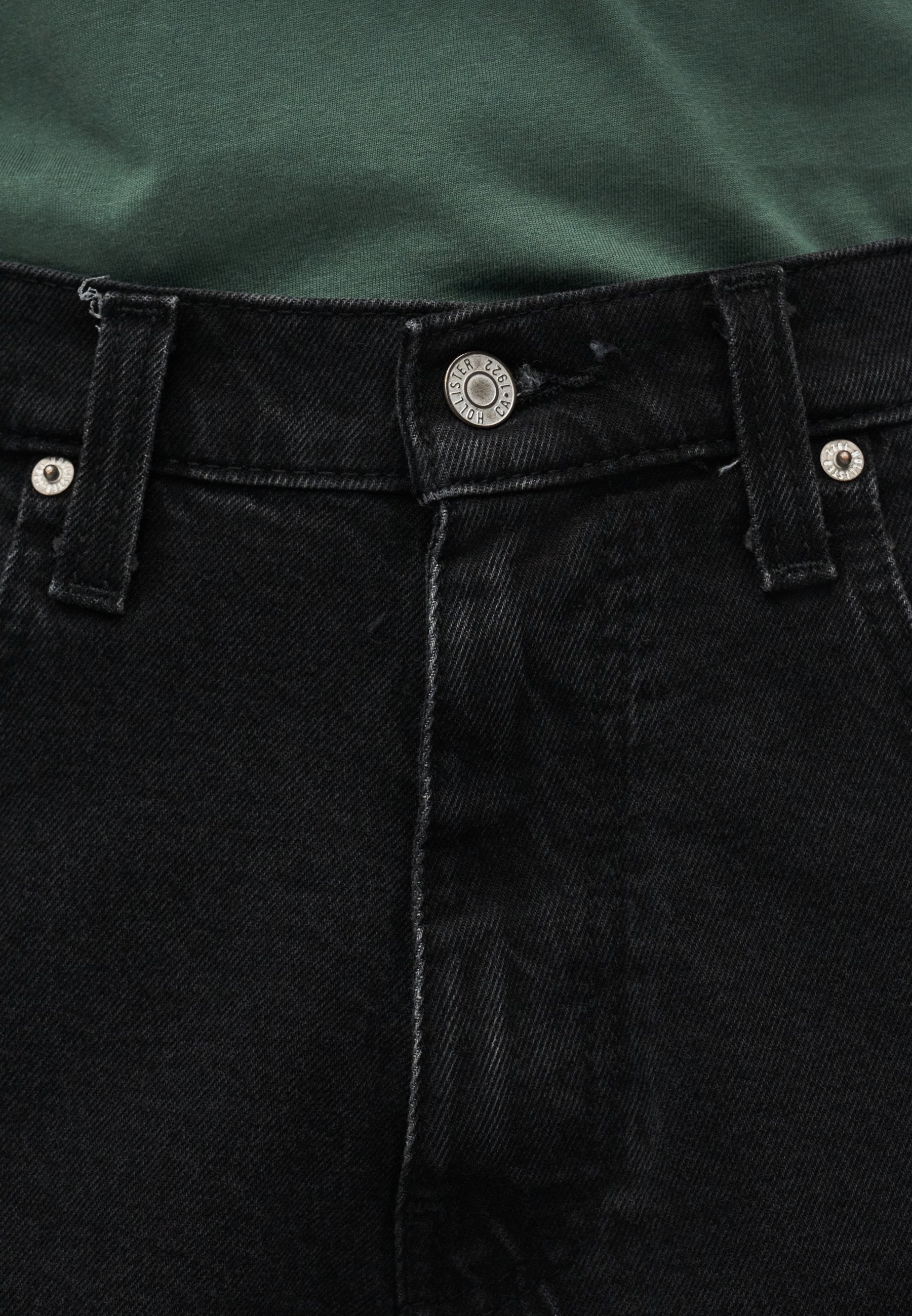 Hollister Co. BAGGY JORT