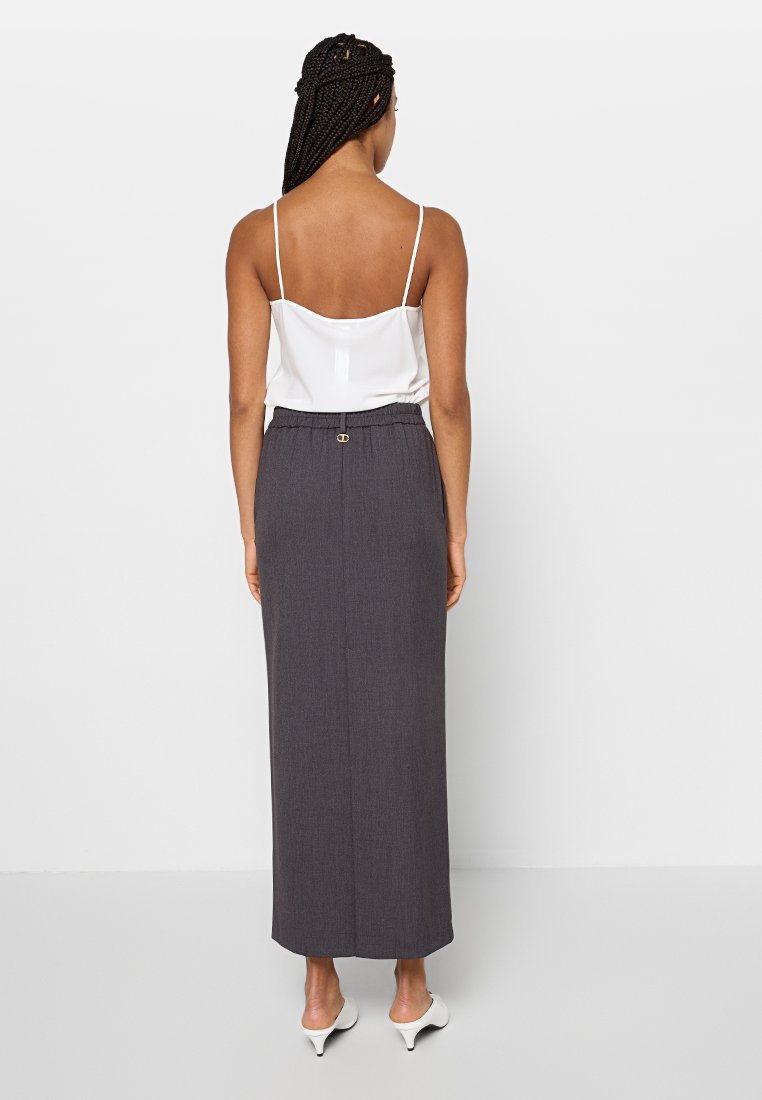 TWINSET