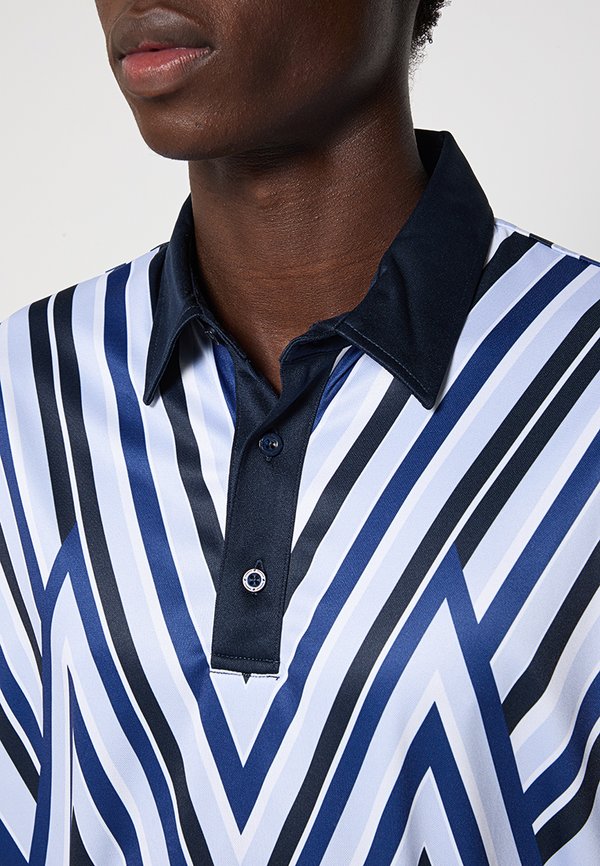Cross Sportswear