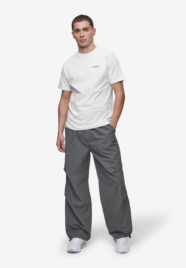 Pegador BANE SLIM TEE UNISEX