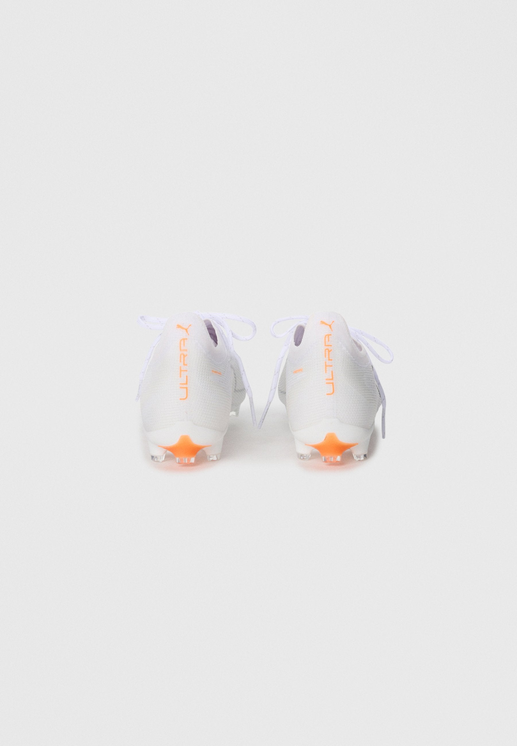 Puma ULTRA 6 PRO