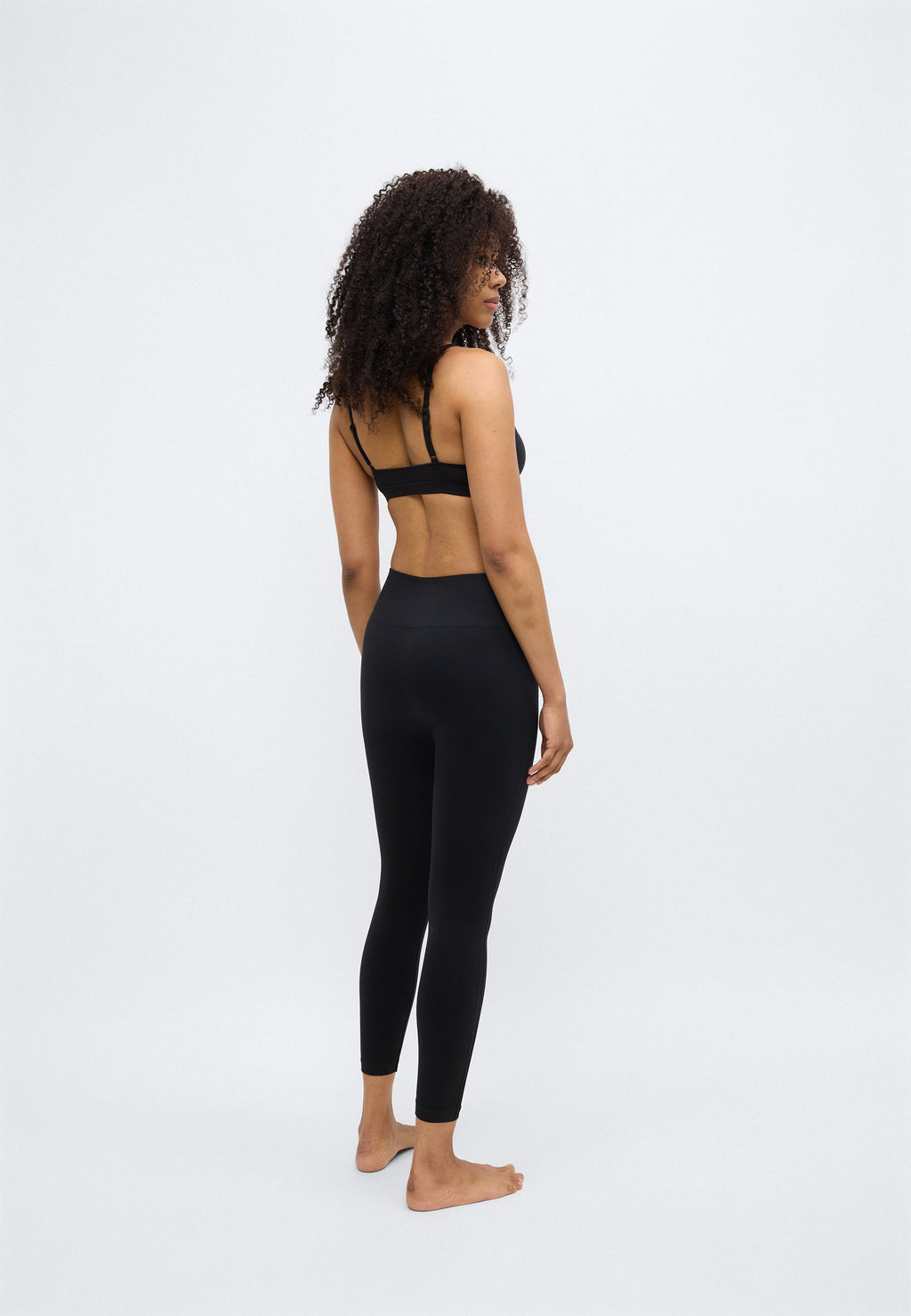 Spanx NEW SEAMLESS REGULAR