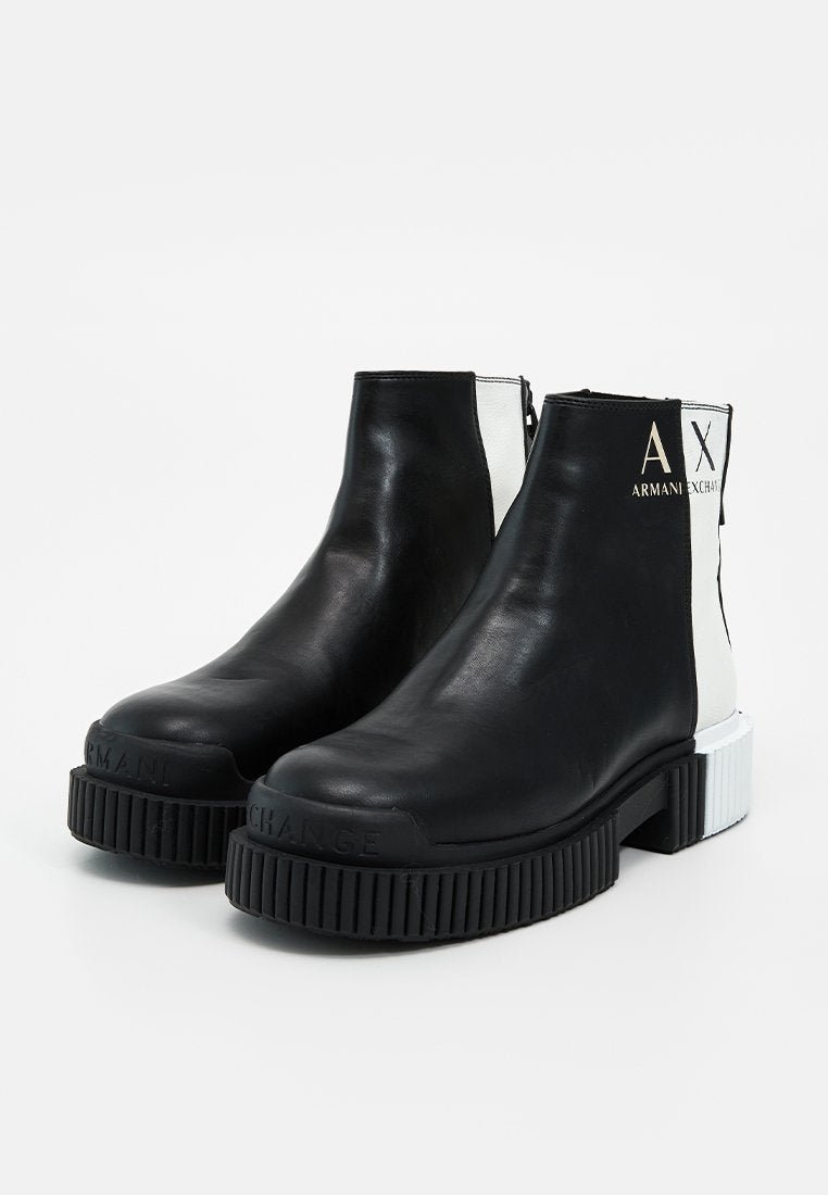 Armani Exchange Plateaustiefelette Media 2