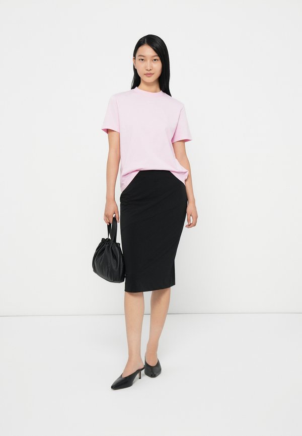 Calvin Klein INSIDE OUT