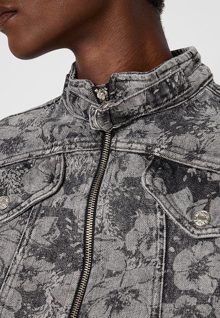 MOSCHINO JEANS
