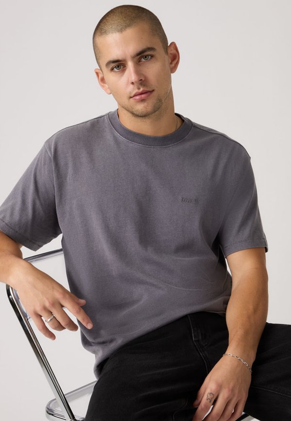 Levi's® TAB VINTAGE TEE - Print T-shirt - grunge wash smoked pearl