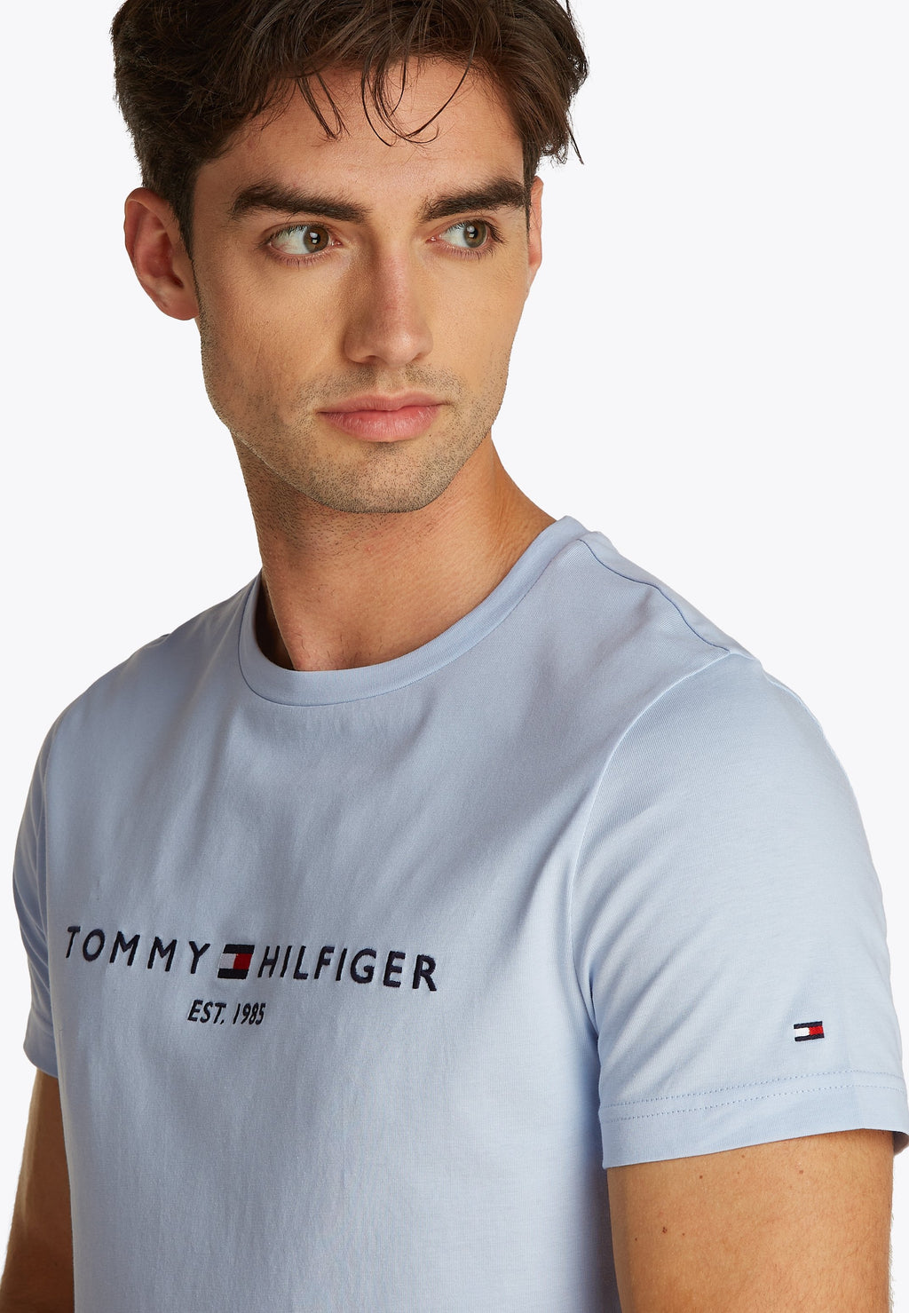 LOGO TEE Media 5