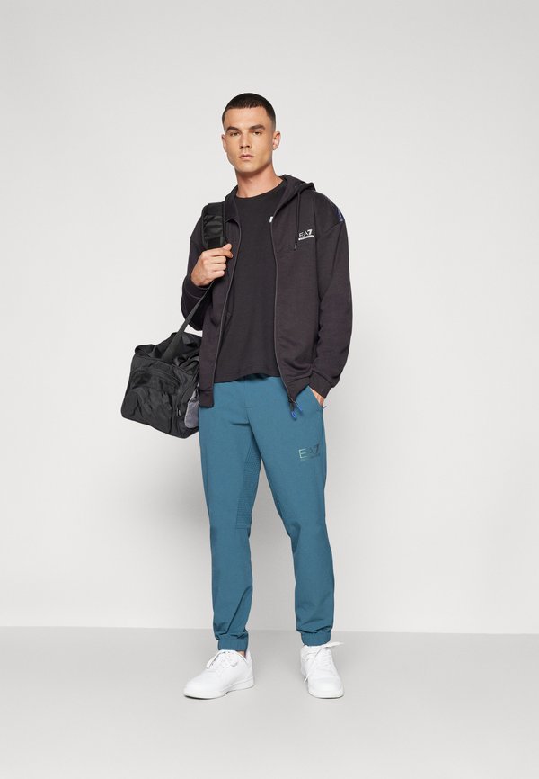 EA7 Emporio Armani NATURAL VENTUS7