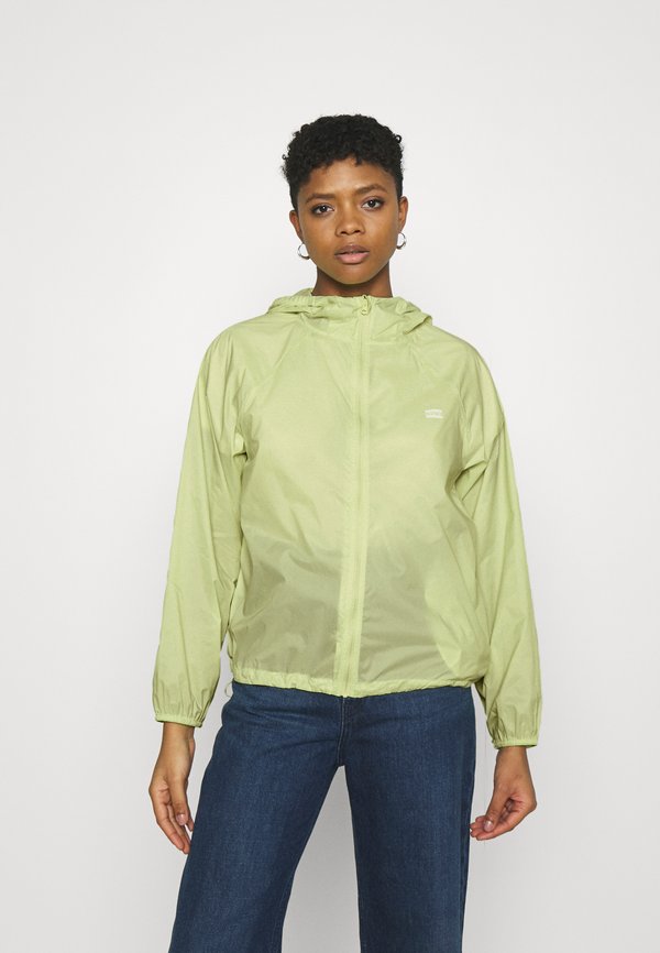 Levi's® LINA PACKABLE WINDBRKR - Summer jacket - shadow lime