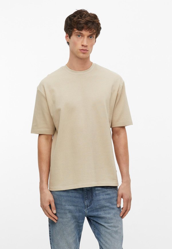 s.Oliver T-SHIRT - Basic T-shirt - beige
