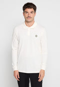 Langärmliges cremefarbenes Poloshirt mit klassischem Kragen, mit kleinem gesticktem Logo auf der Brust. Weiches Baumwollmaterial.