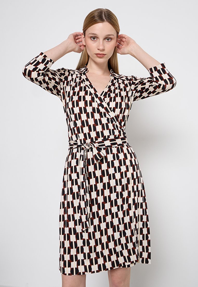 Diane von Furstenberg DVF NEW JEANNE TWO