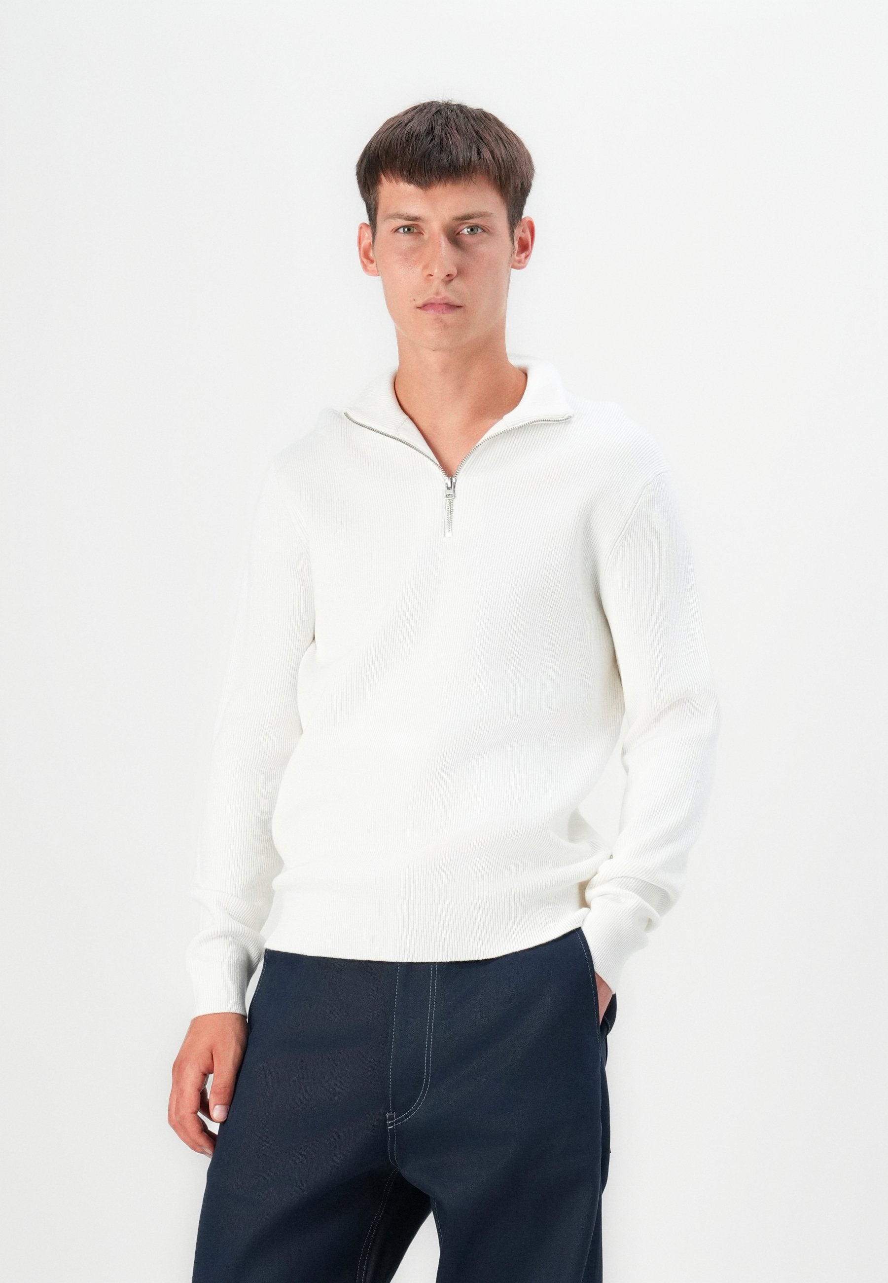ONSPHIL HALF ZIP Media 5