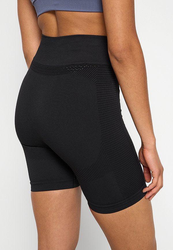 Lacoste Sport TIGHT FIT