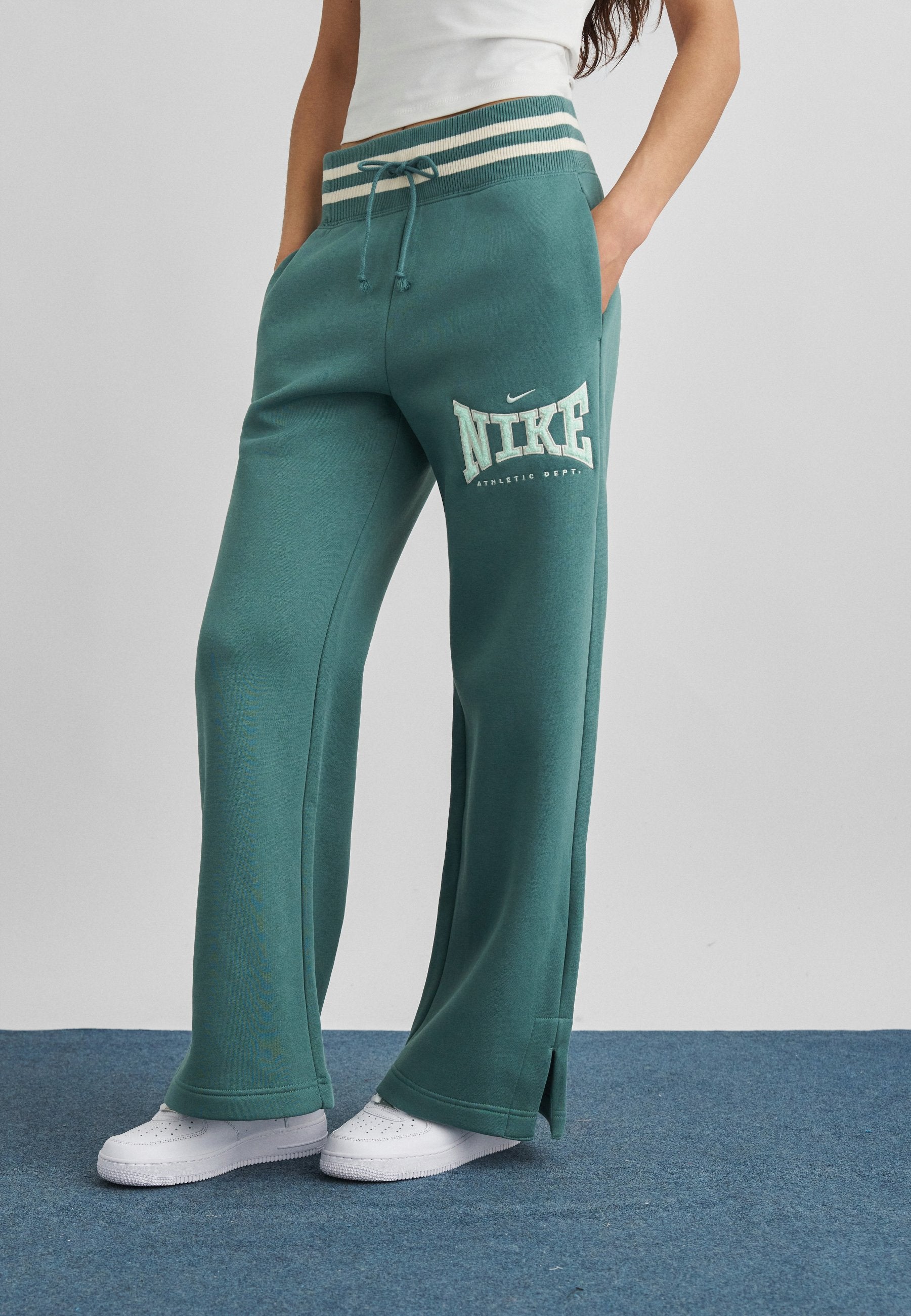 Nike Sportswear