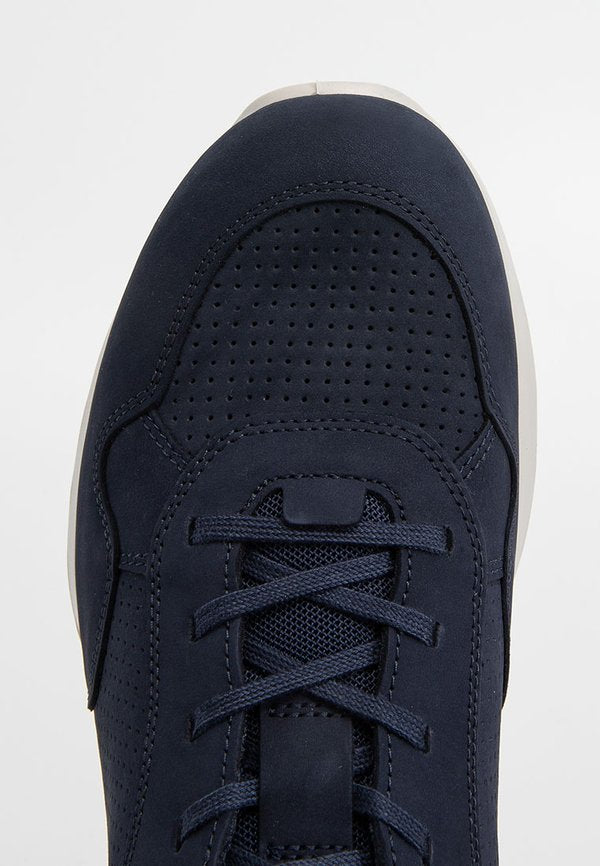 ECCO CS25