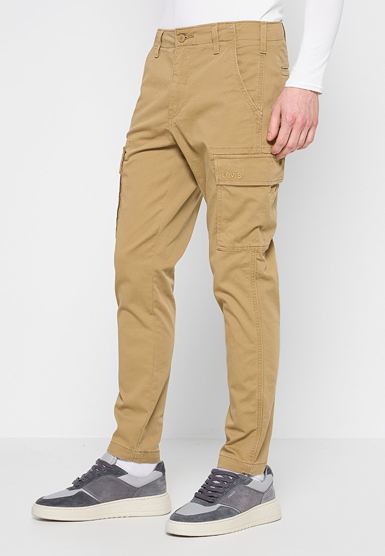 Levi's® SLIM FIT