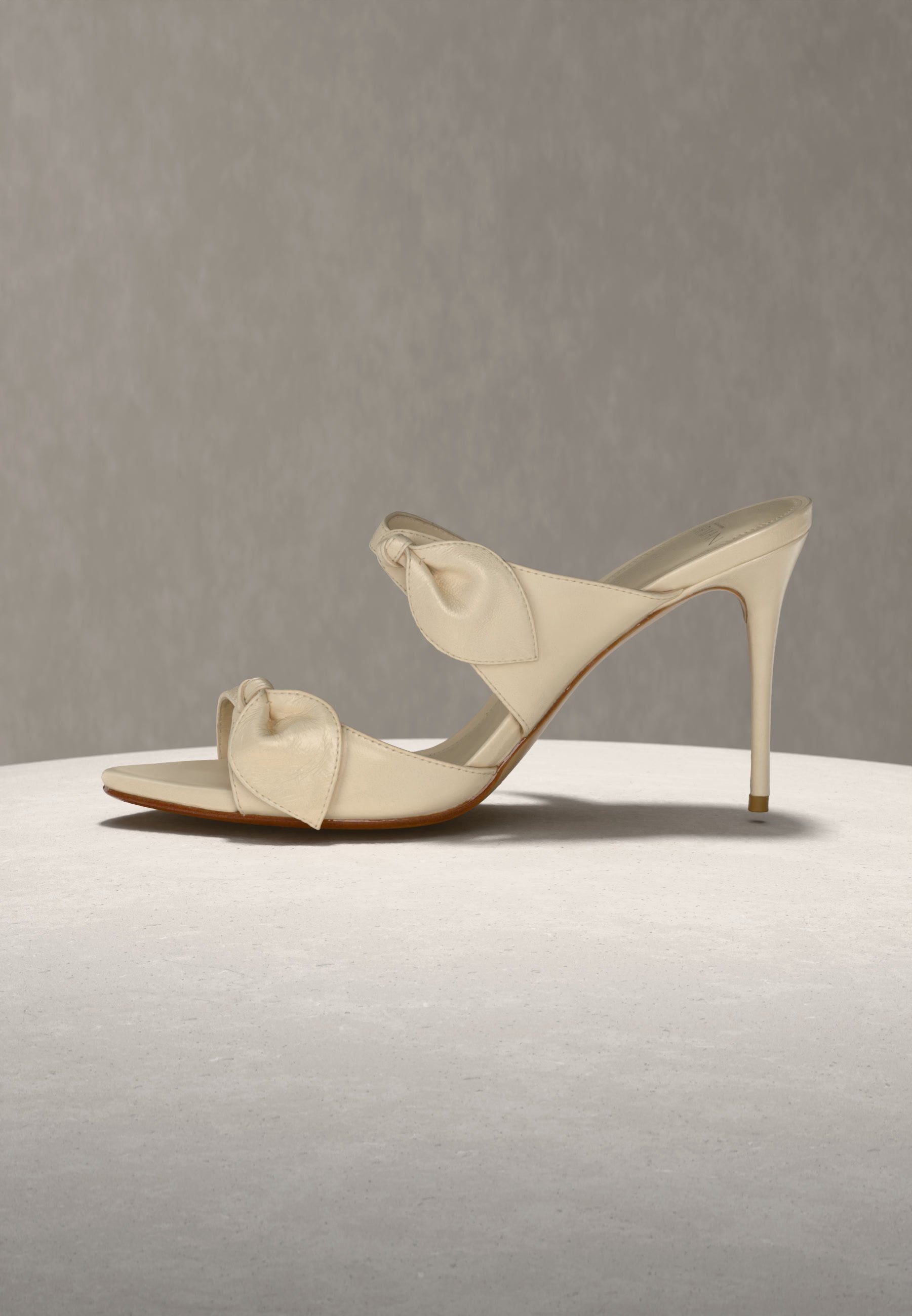 Alexandre Birman MAGNOLIA MULE