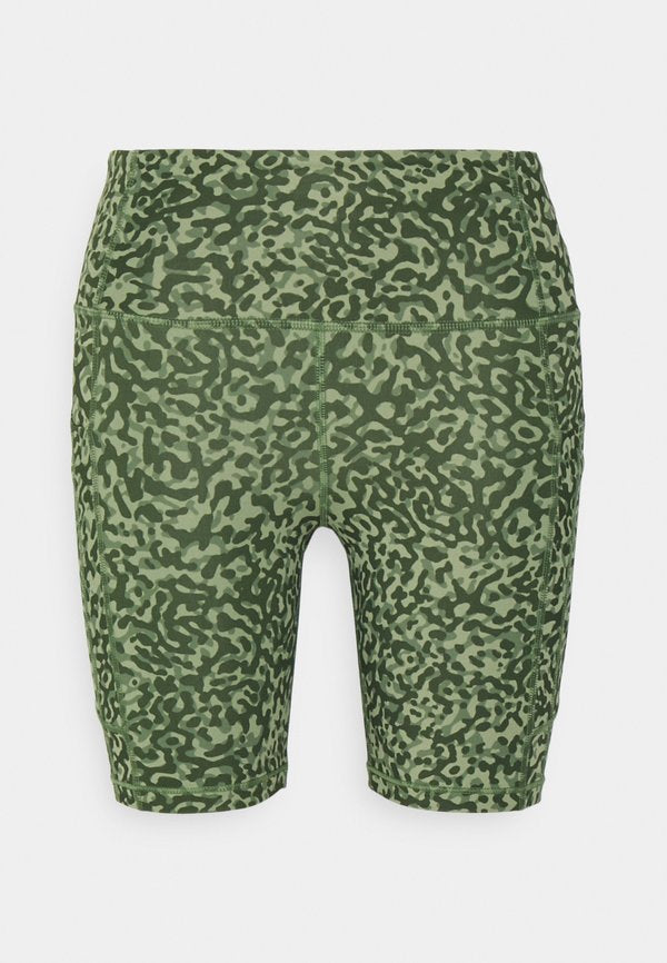 Athleta ULTIMATE STASH II PRINTED 7IN SHORT