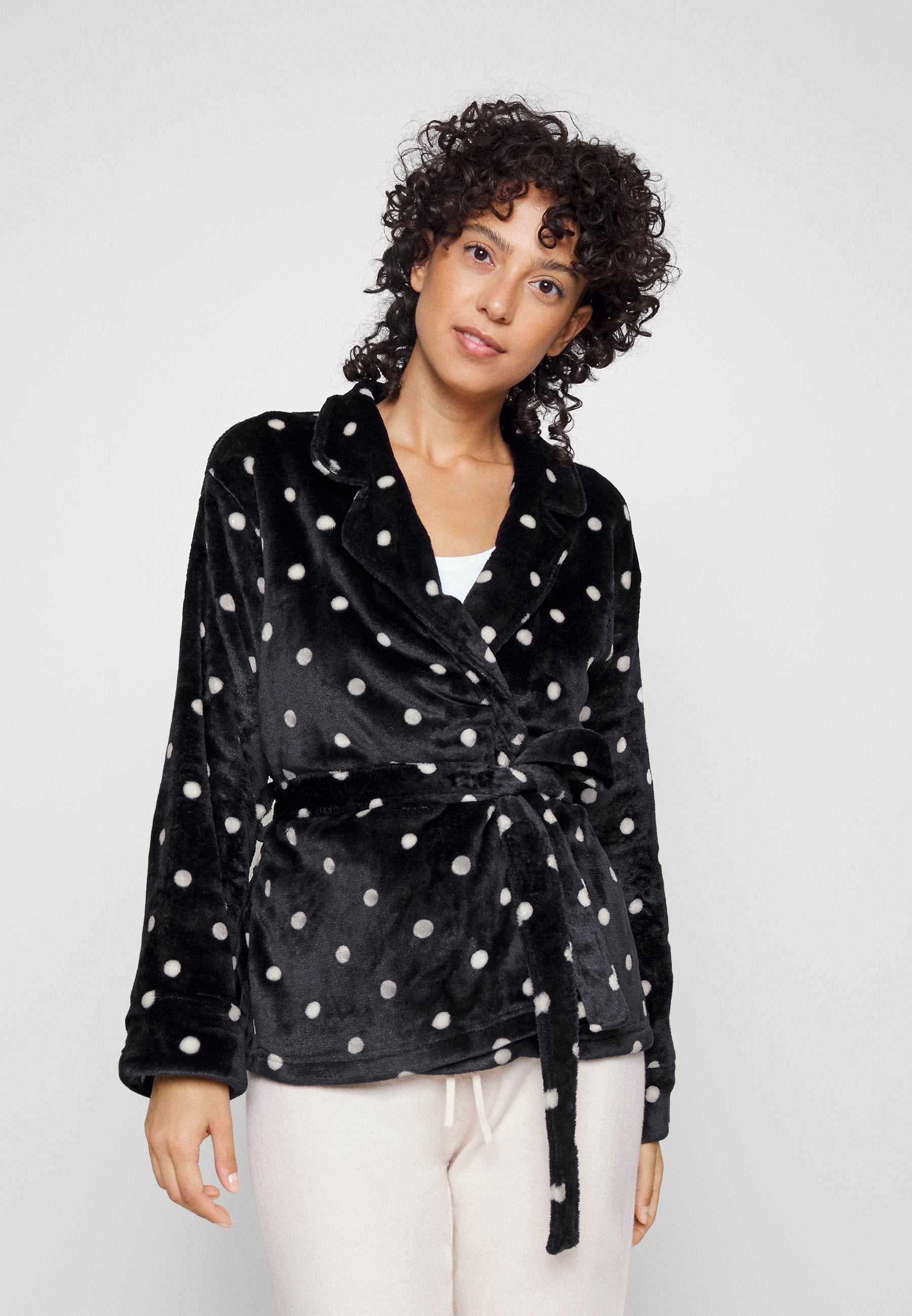 ONLMELODY SHORT SOFT ROBE Media 3