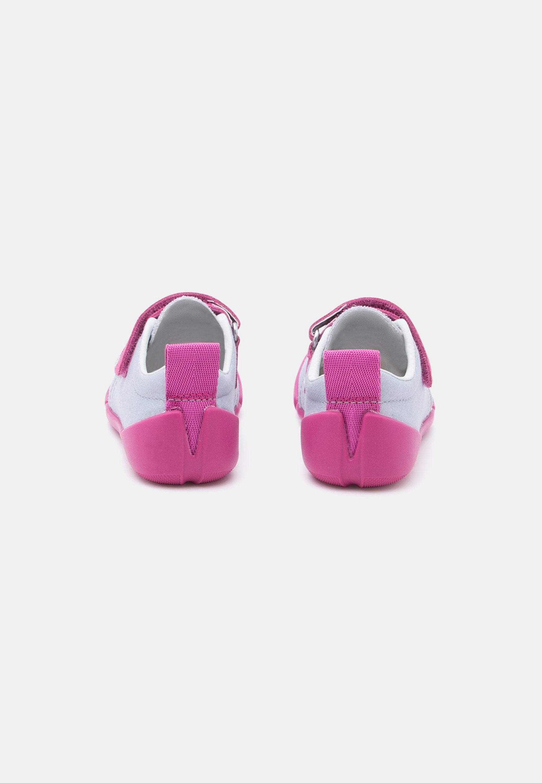 BAREFOOT VENTO Media 3