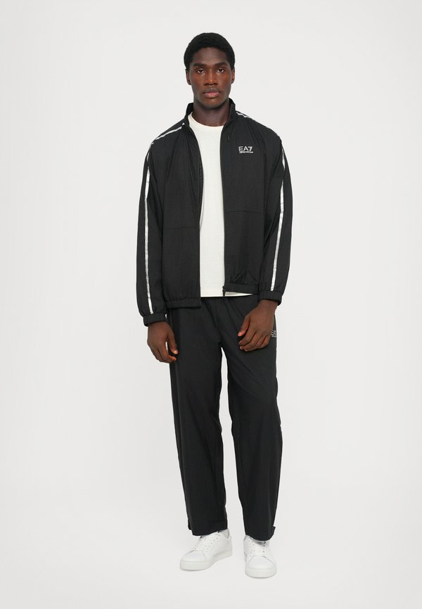 EA7 Emporio Armani VENTUS UNISEX SET