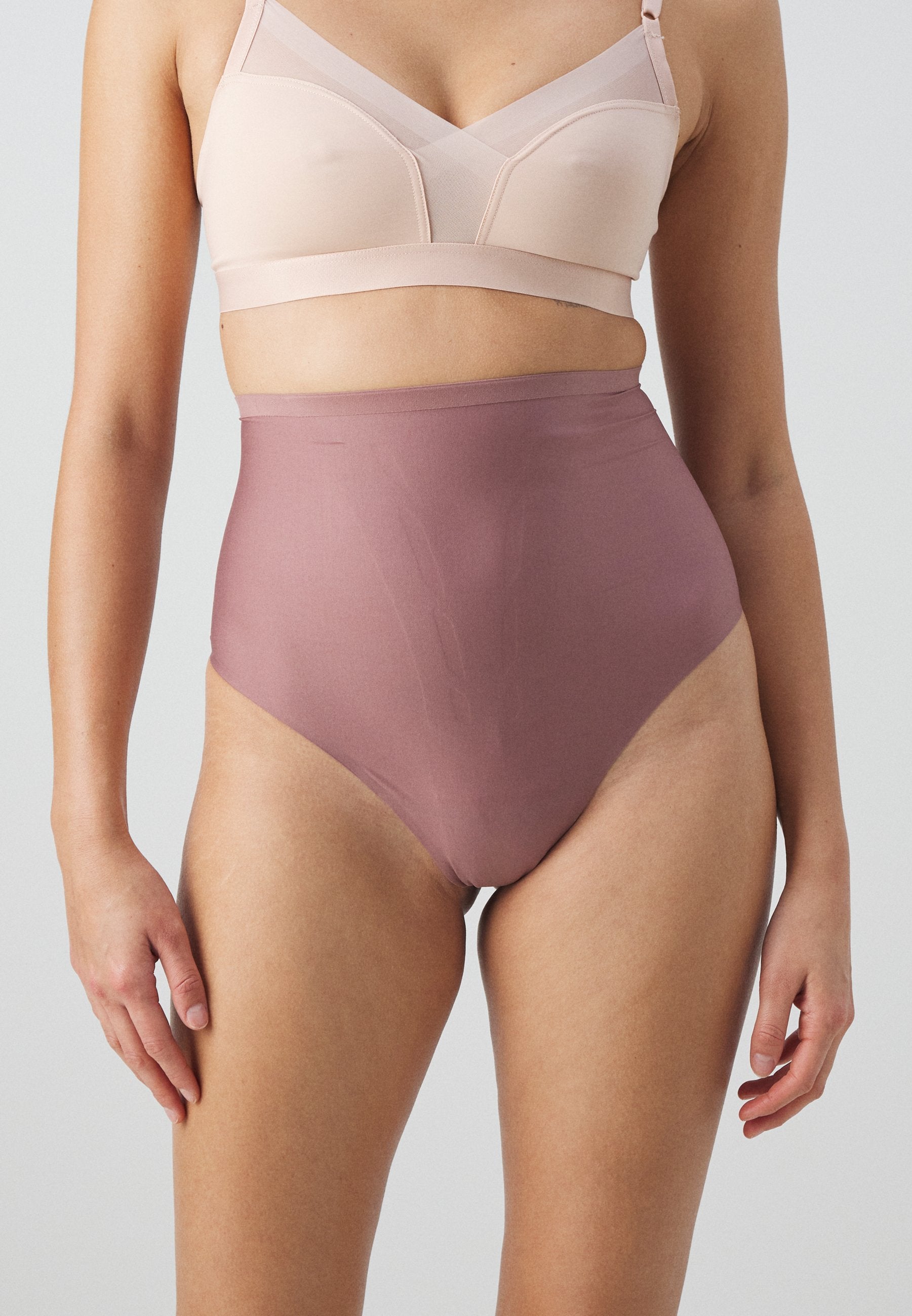 Triumph MY LIGHT SENSATION HIGHWAIST