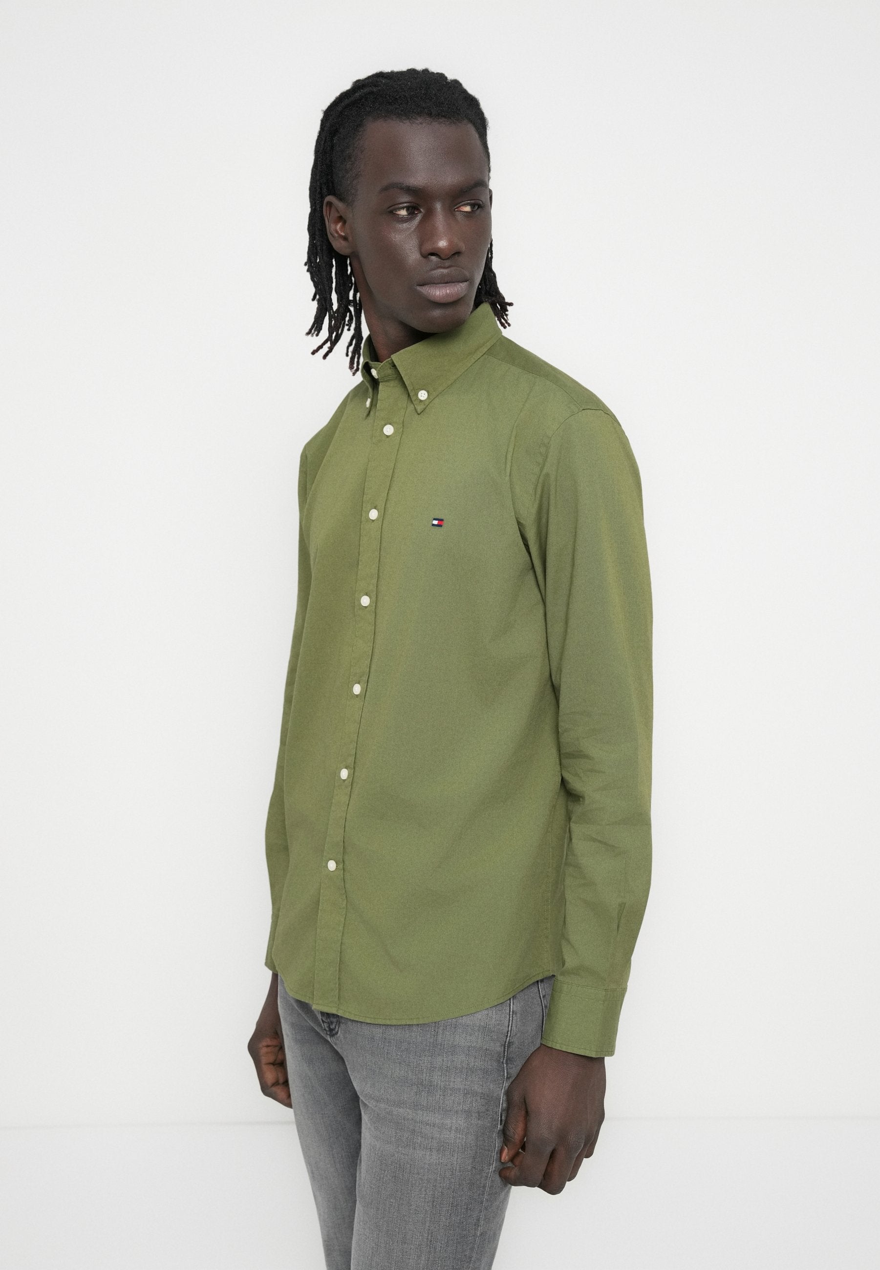 BLEECKER WHISKERED SLIM JEANS Media 5