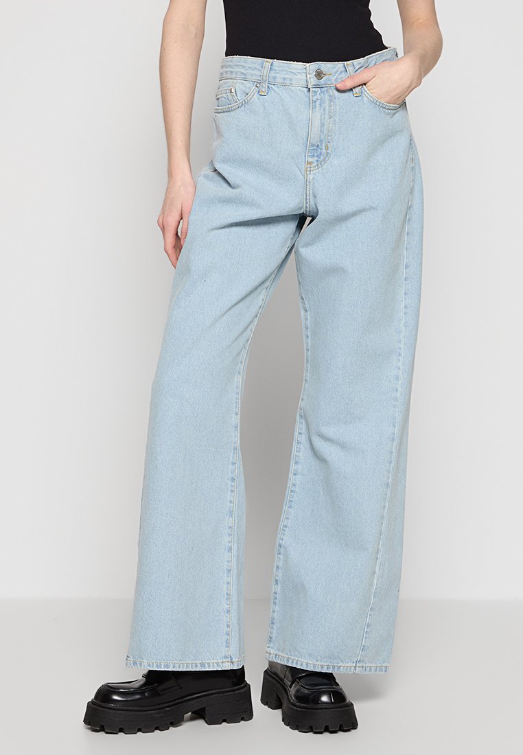 KARL LAGERFELD Flared Jeans Media 1