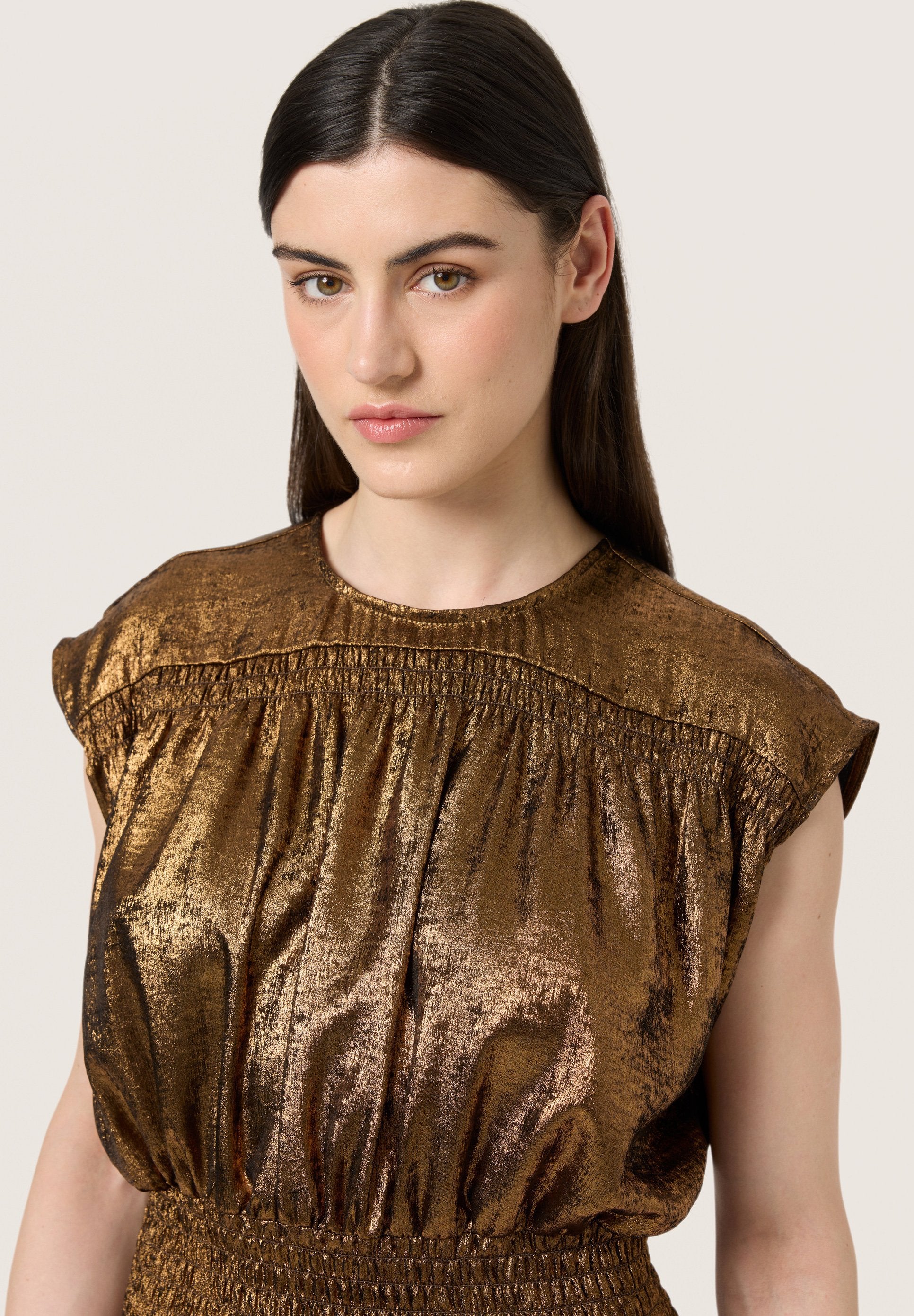 Soaked in Luxury ELVIE LAYNA