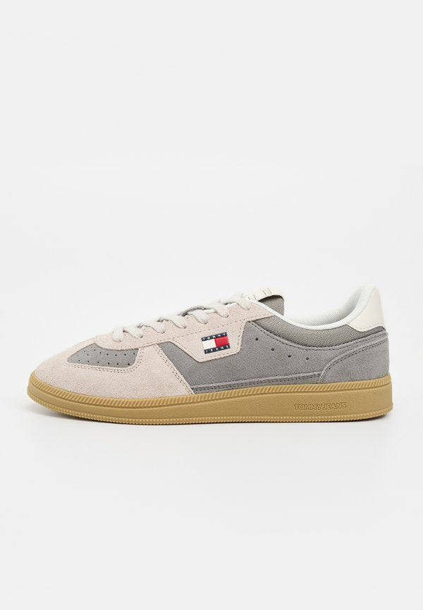 Tommy Jeans