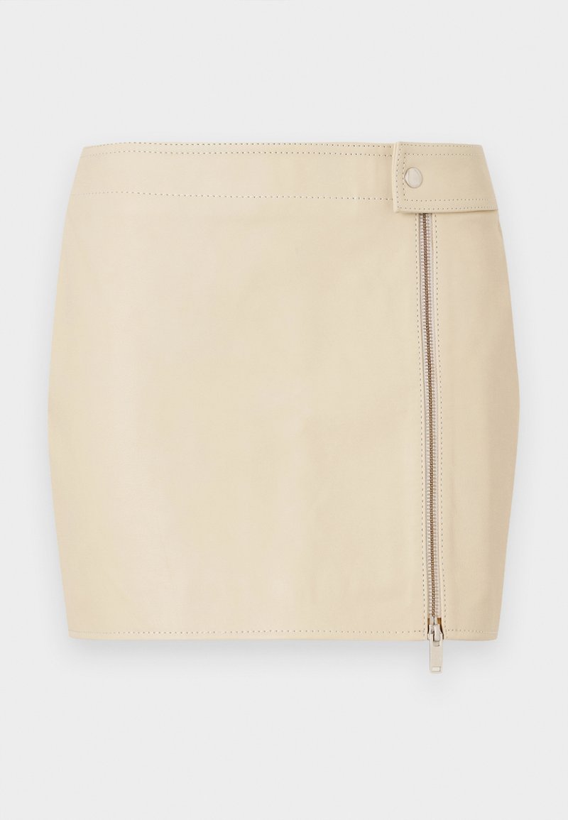 TIA SKIRT Media 1
