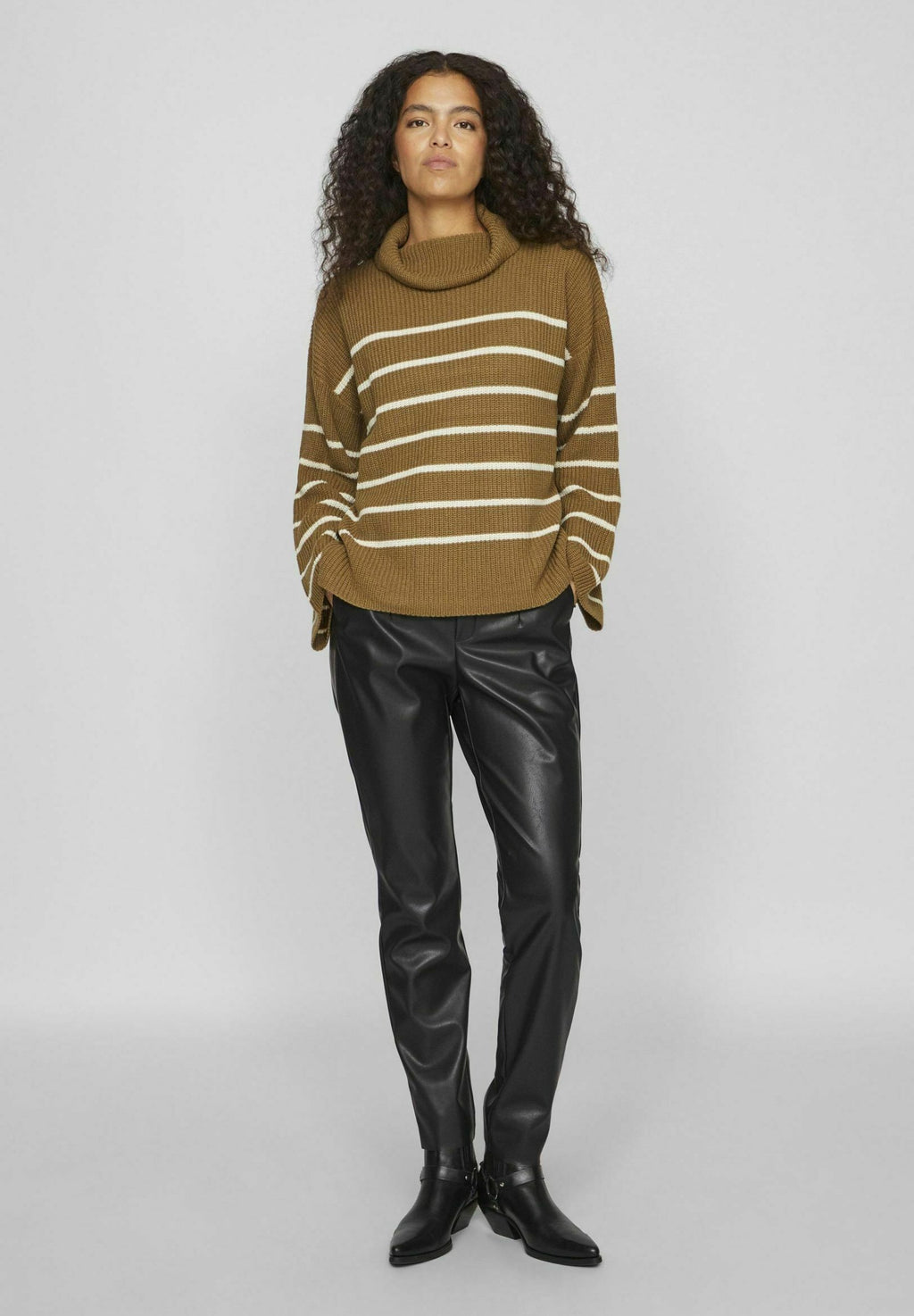 VILA Knitted Turtleneck