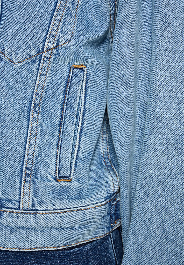 MOSCHINO JEANS