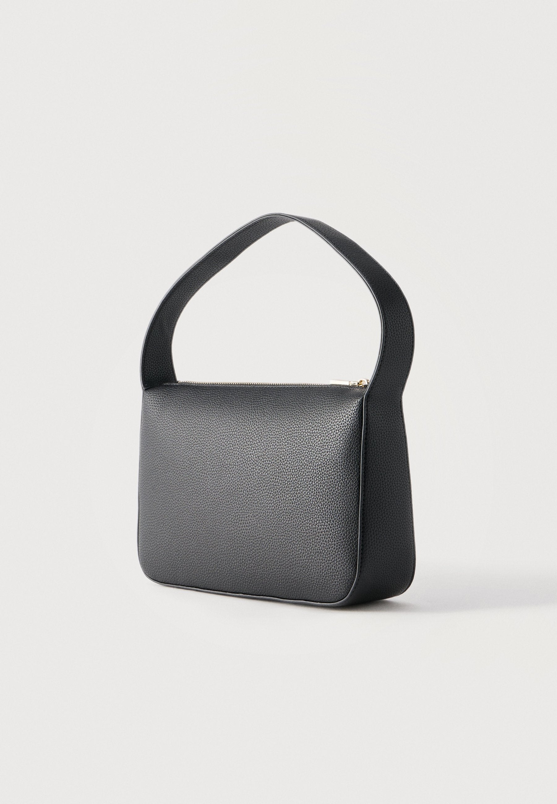 HUGO ORIN HOBO