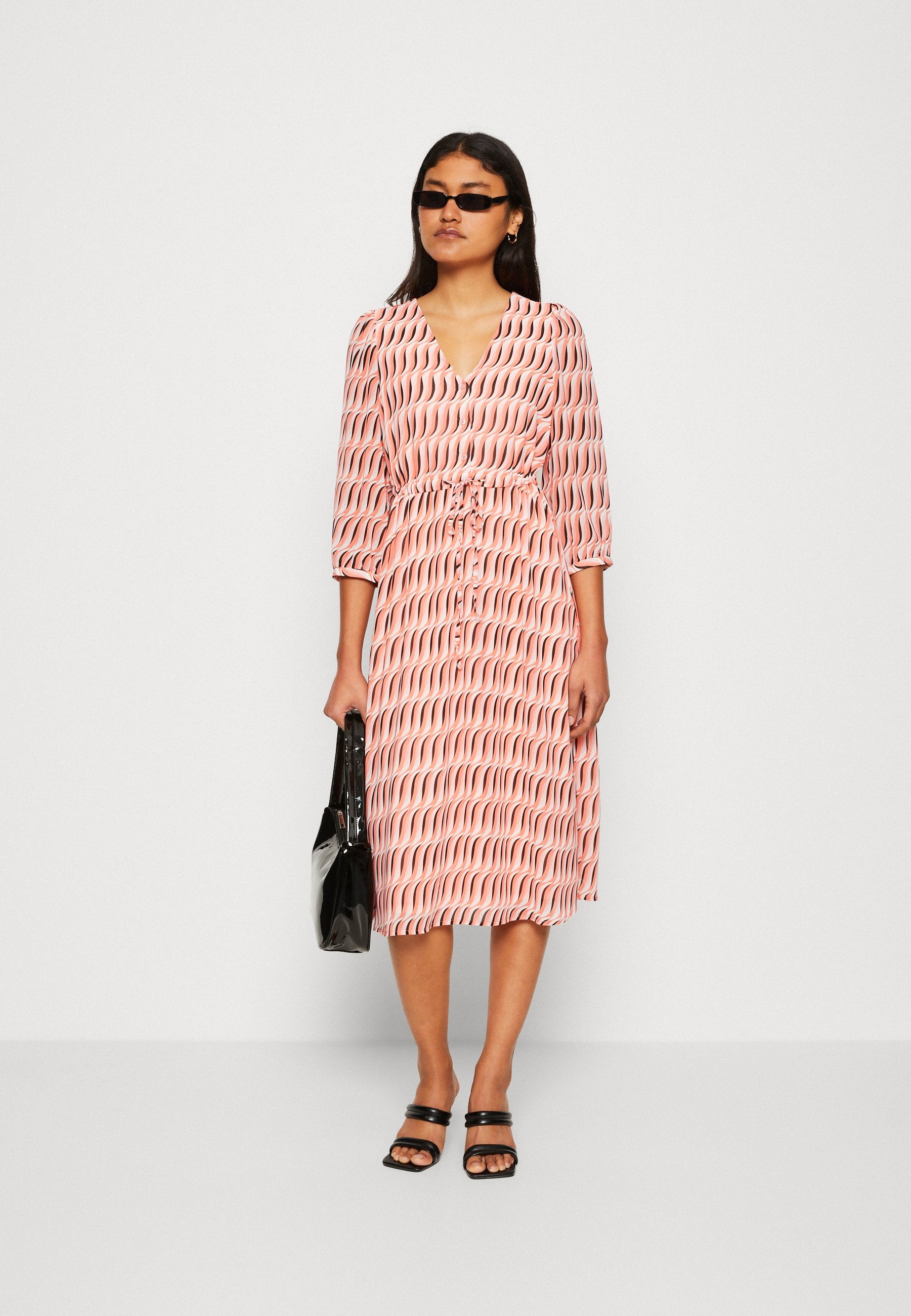 Vero Moda V NECK CALF DRESS