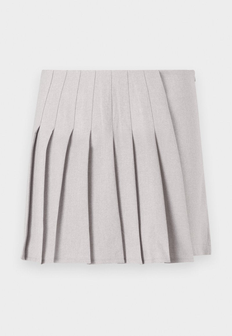 NMGILLA MINI PLEATED SKORT Media 1