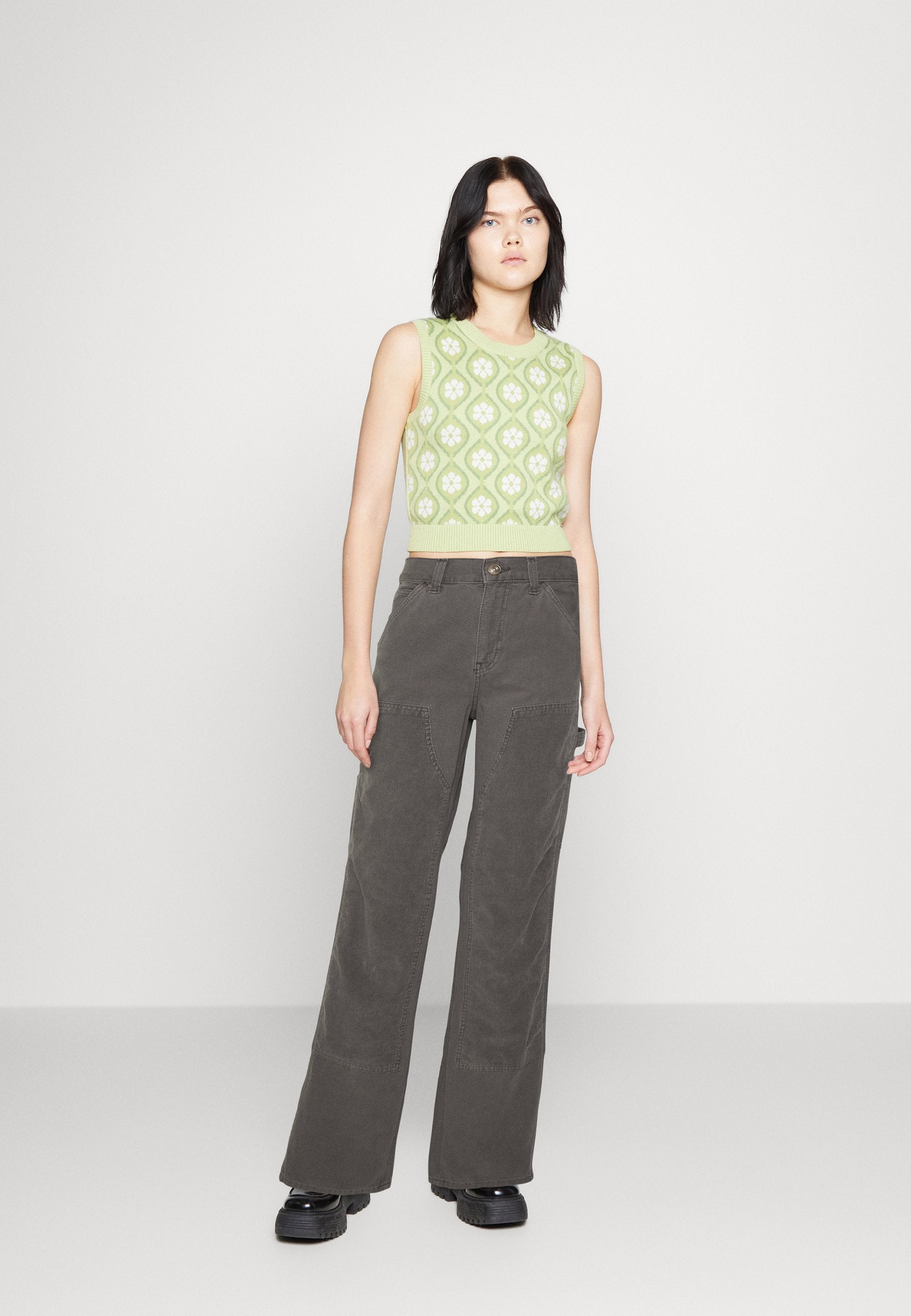 BDG Urban Outfitters PANEL CARPENTER