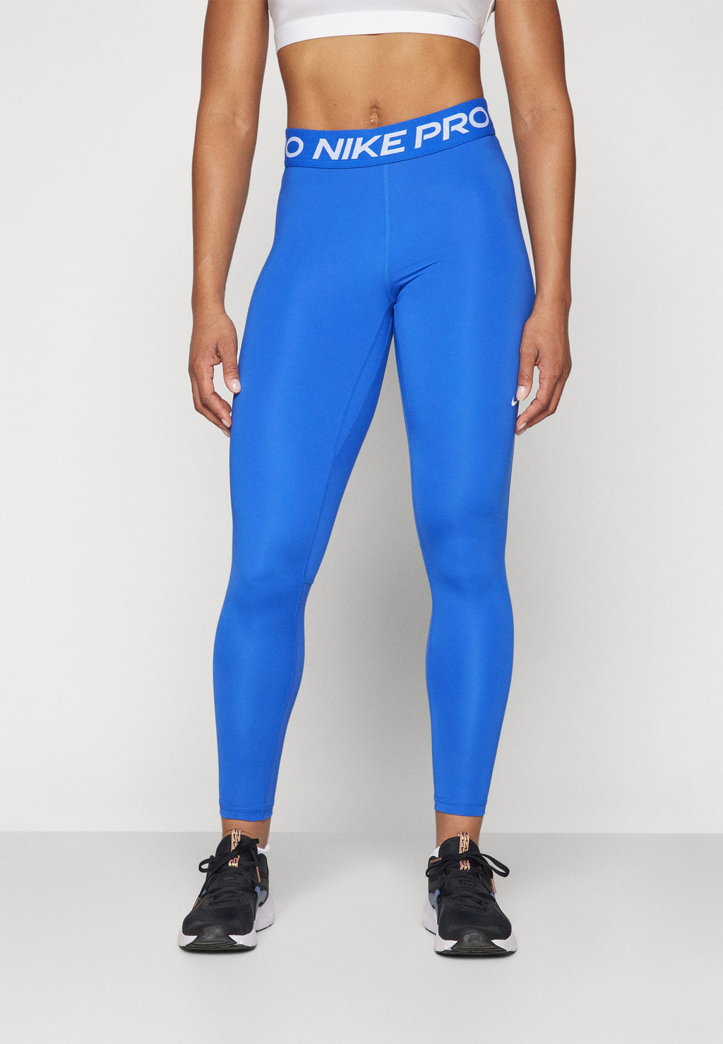 Nike Performance 365