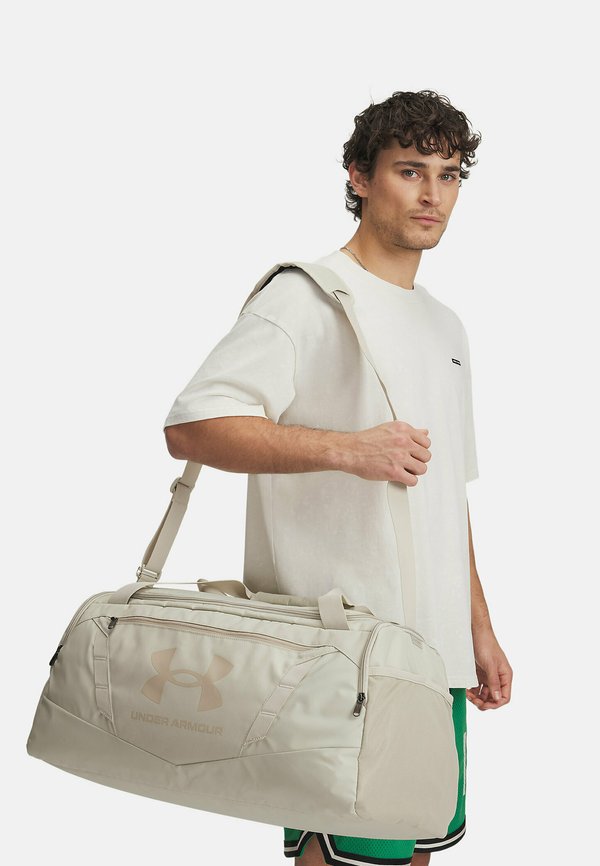 Under Armour UNDENIABLE 5.0 MEDIUM - Sports bag - khaki base