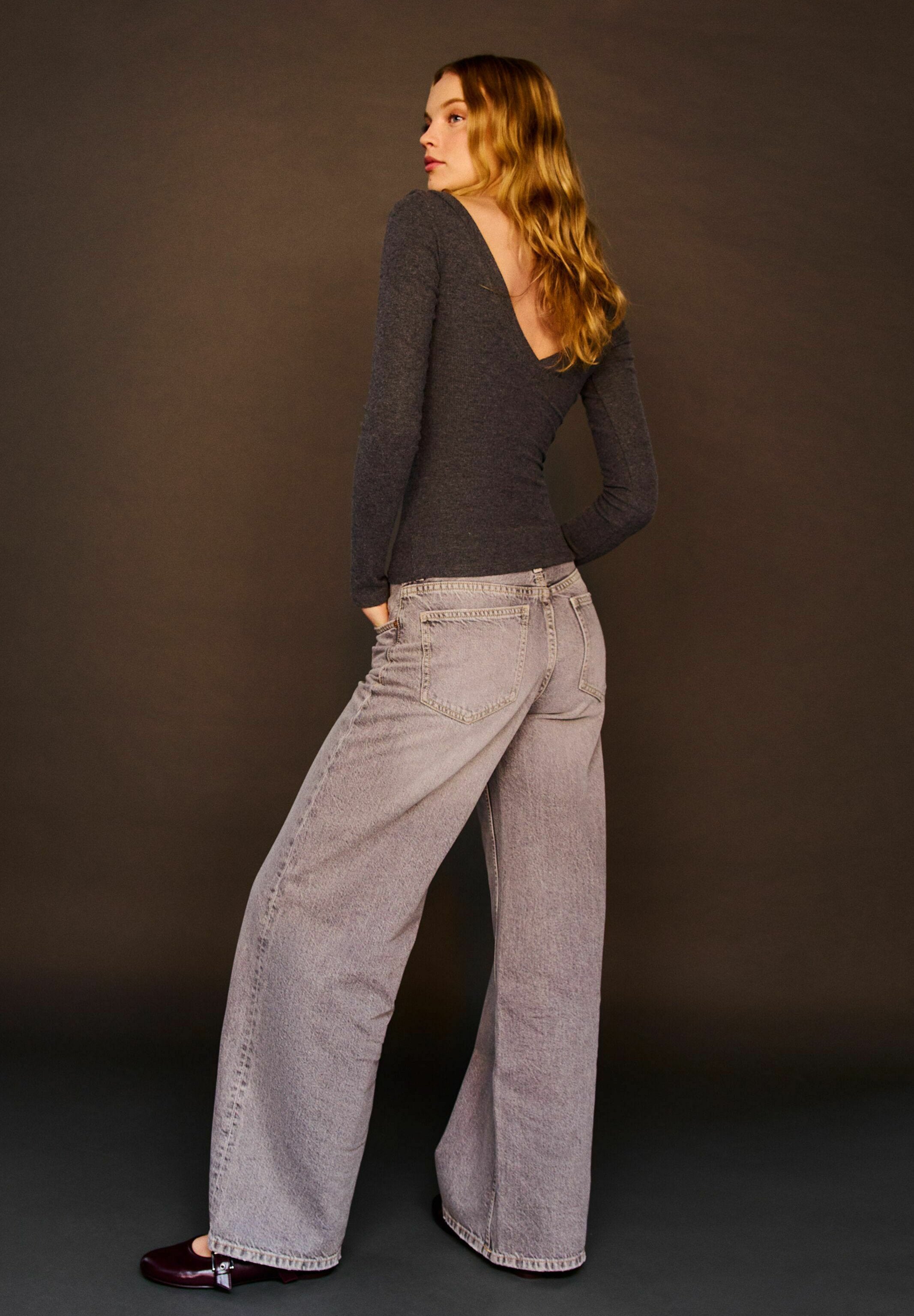 Bershka WITH GATHERED V-NECK