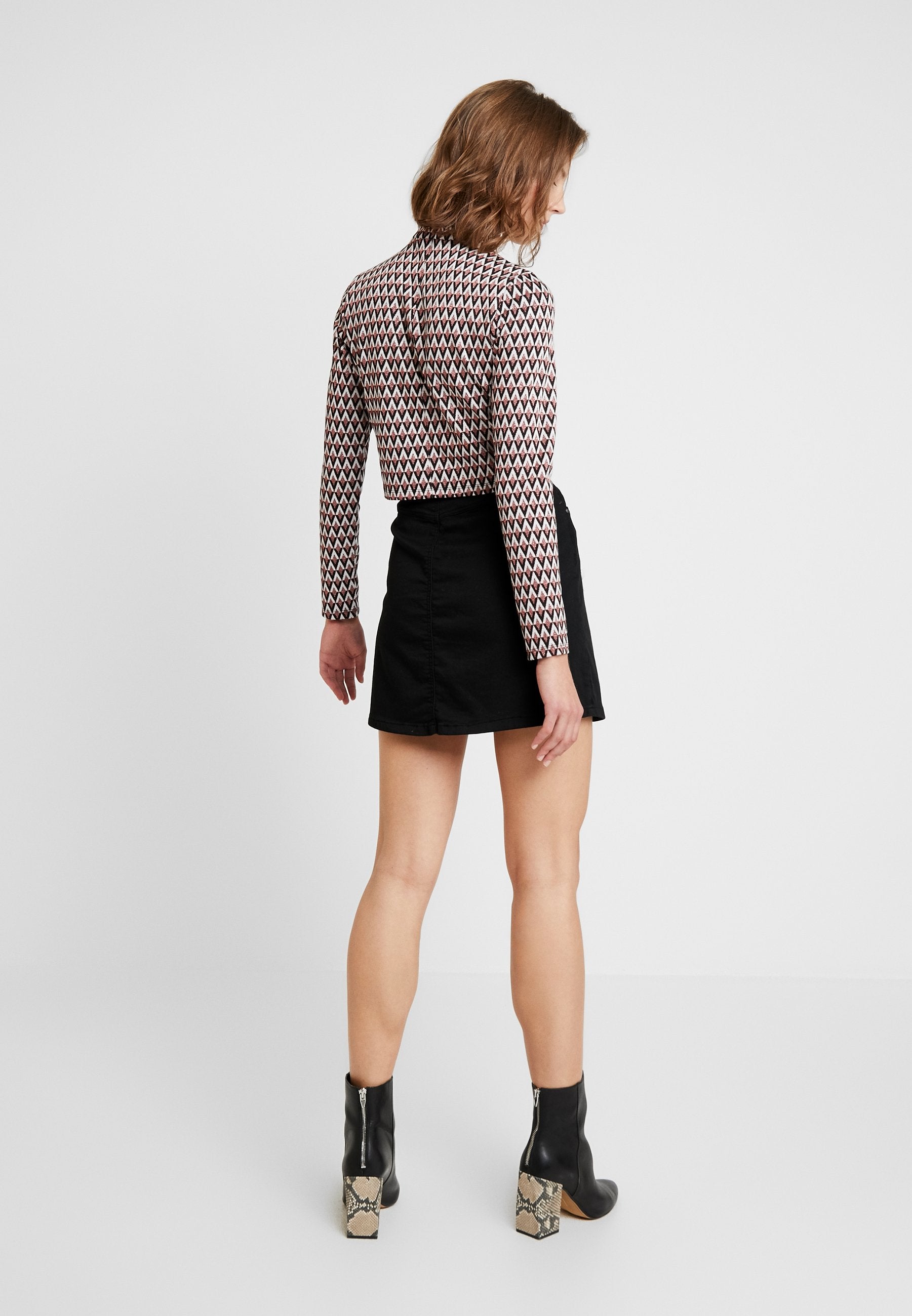 Monki TESSIE