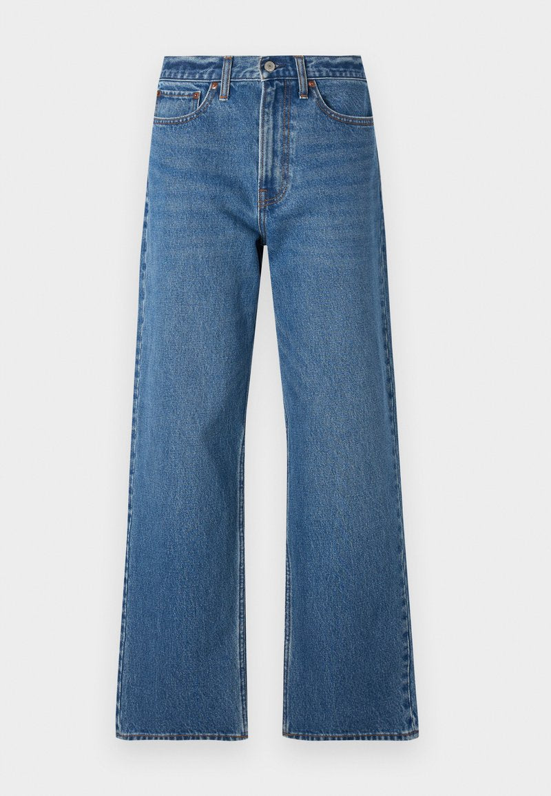 Weite blaue Jeans mit hoher Taille, versehen mit einem Knopfverschluss, fünf Taschen und sichtbaren Steppdetails.