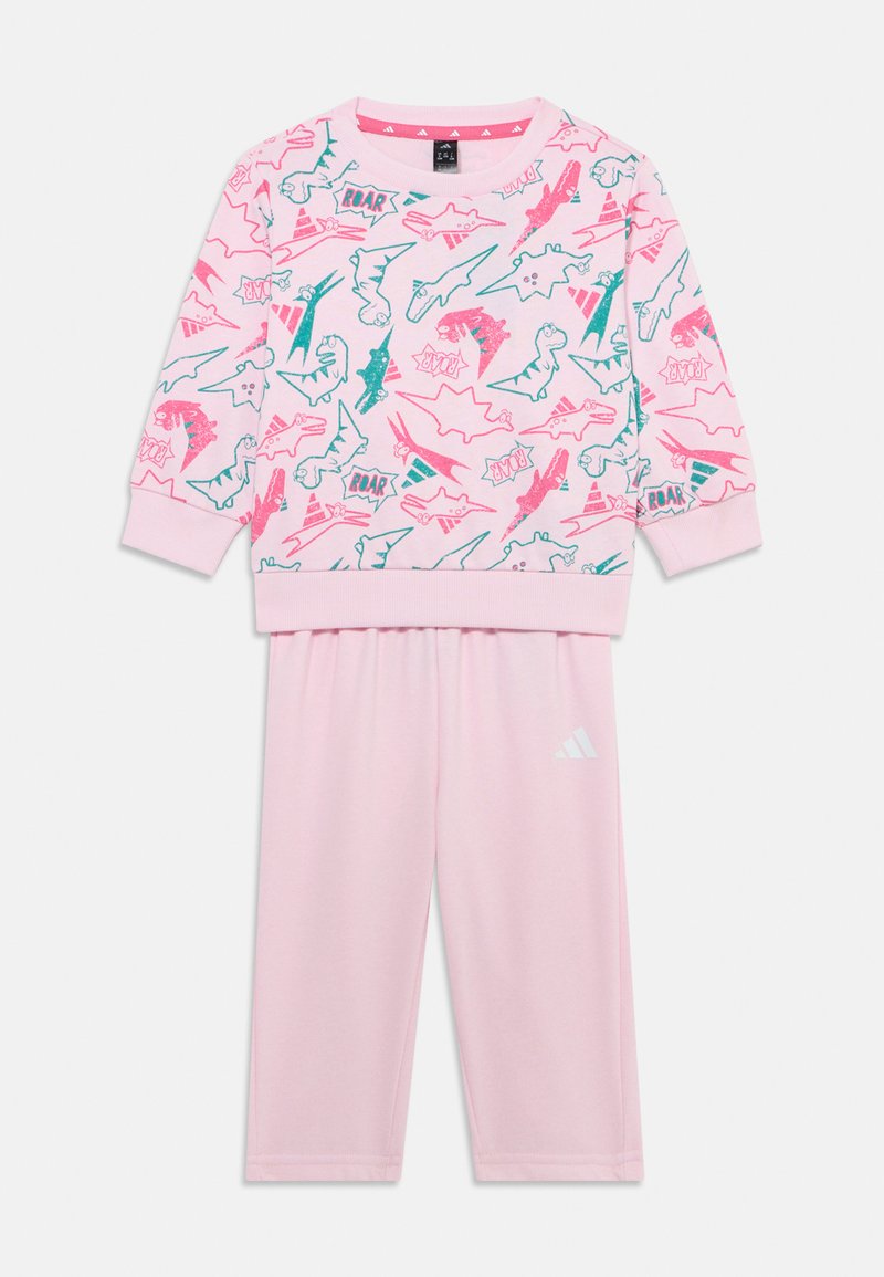 SET UNISEX Media 1